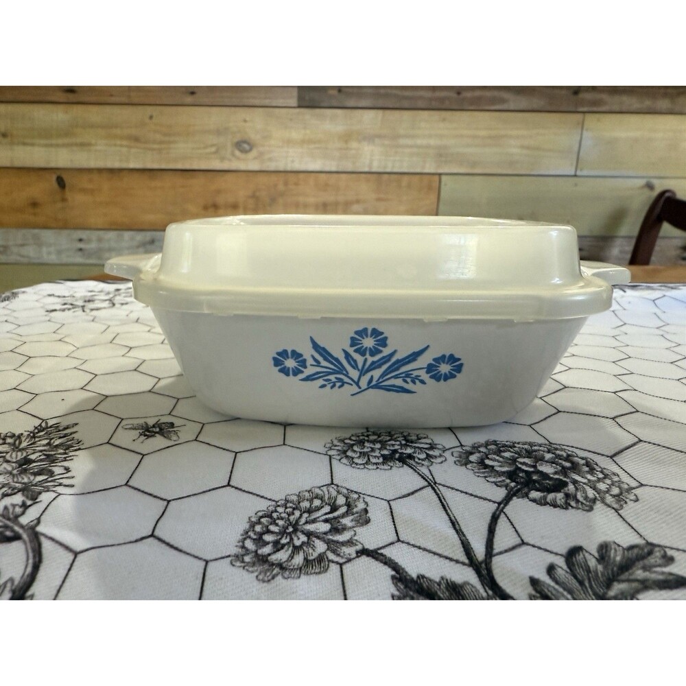 CorningWare Cornflower Blue P-41 Petite Pan Mini Casserole With Storage Lid